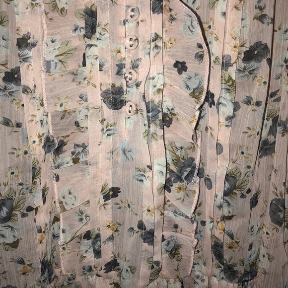 Floral blouse - Picture 8 of 8